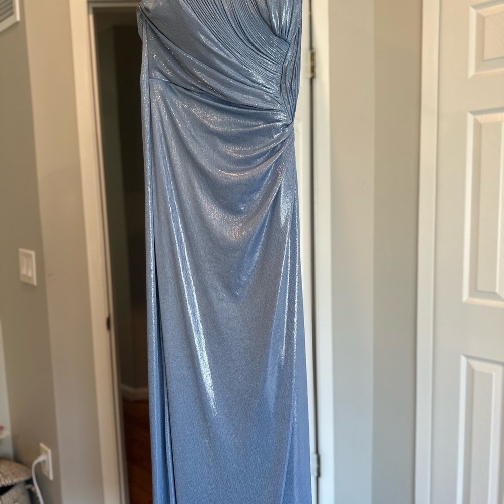 Elegant Shimmering Blue Gown